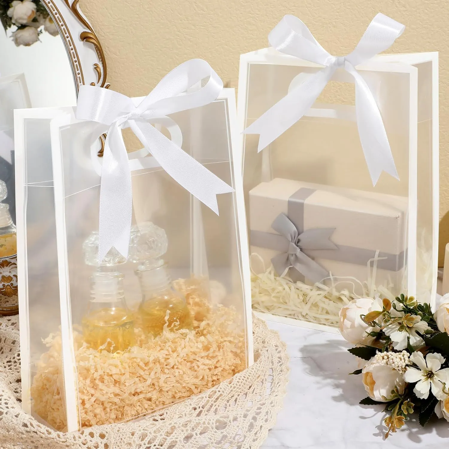 Aliceset 12 Pcs Clear Plastic Gift Bag with Die Cut Handles Graduation Reusable PP Flower Bag with Ribbon for Wedding Bridal Birthday Baby Shower Party Business, 7x10x3.15 Inch(White)