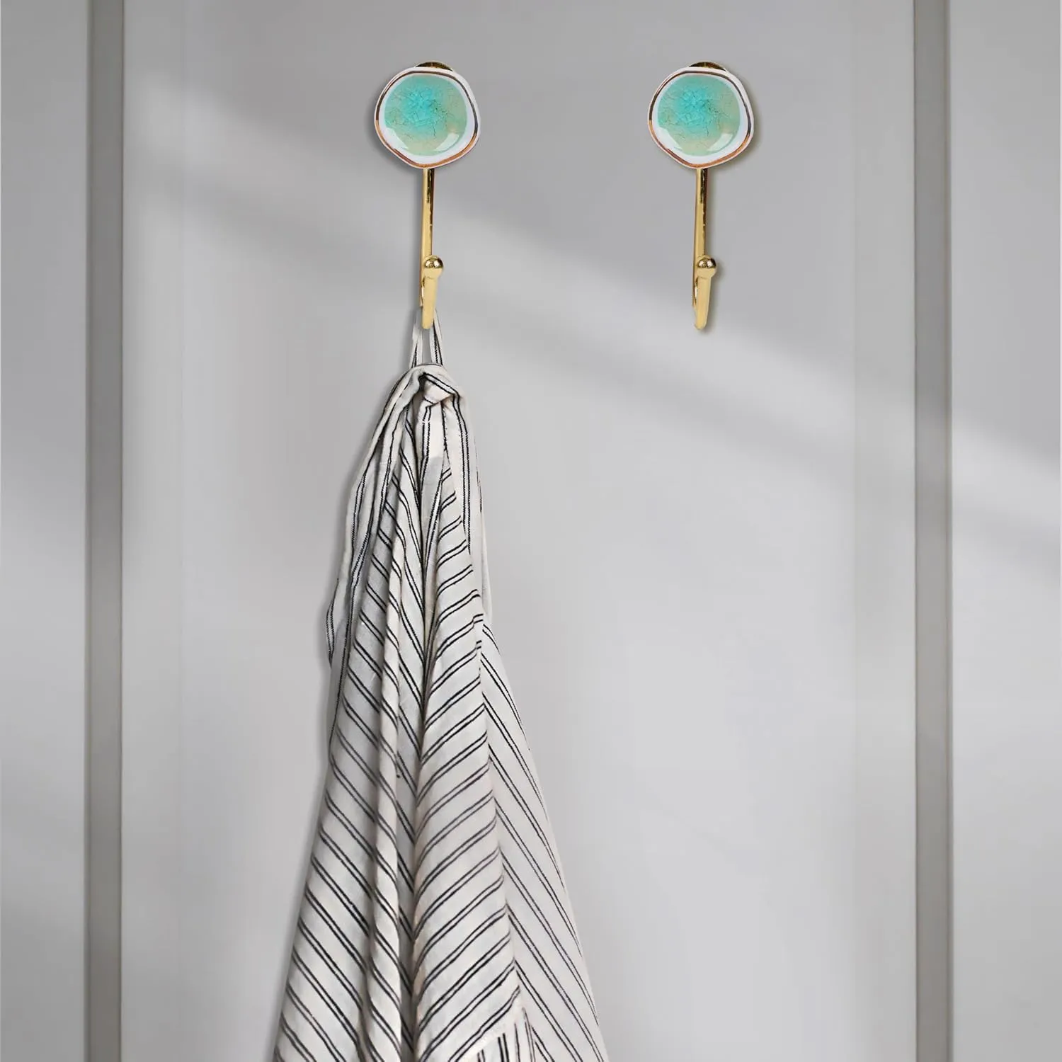 Alpha Living Home Set of 3 Ceramic Wall Hooks – Light Mint Decorative Hooks for Towels, Robes, Hats, Bags & Scarves – Chrome Iron Base – Bathroom, Kitchen, or Entryway Wall Mount – 2.25" Round