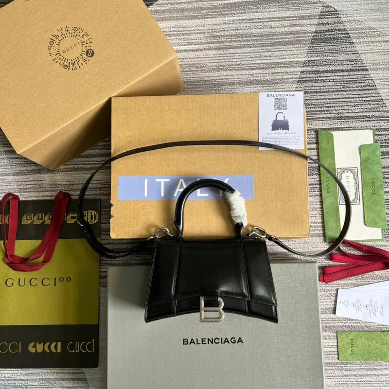 Charm - GG Bags - 1172