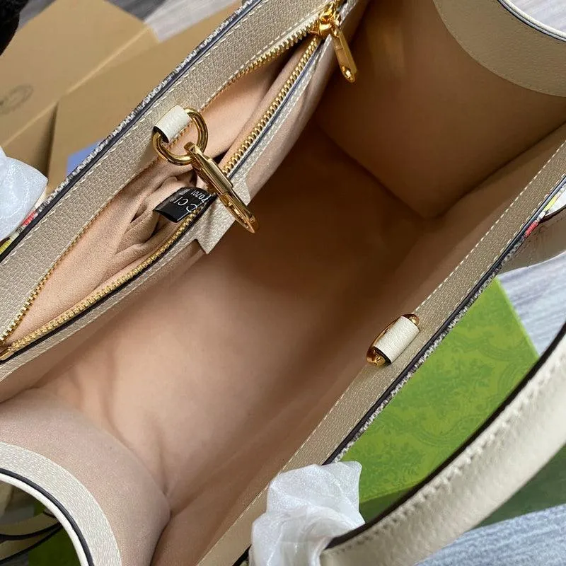 Charm - GG Bags - 1822