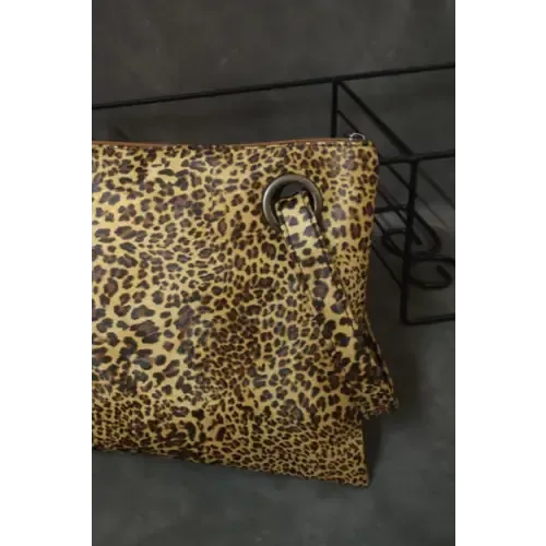 Fierce Leopard PU Leather Clutch Unleashes Wild Style
