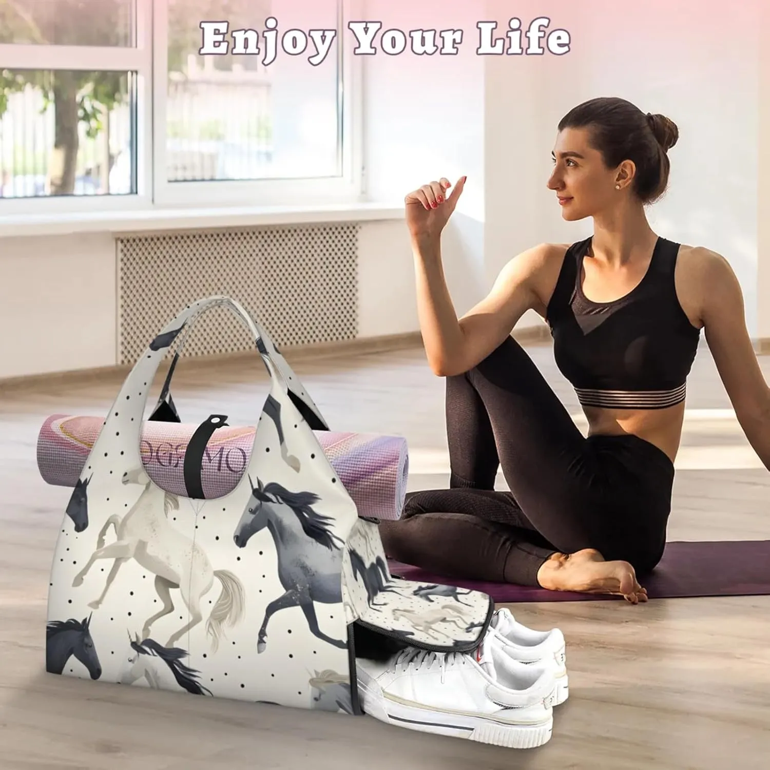 Gym Bag for Women Horse Printed Duffel Bag with Shoe Compartment and Yoga Mat Holder Portable Weekender Bags Travel Tote Bags