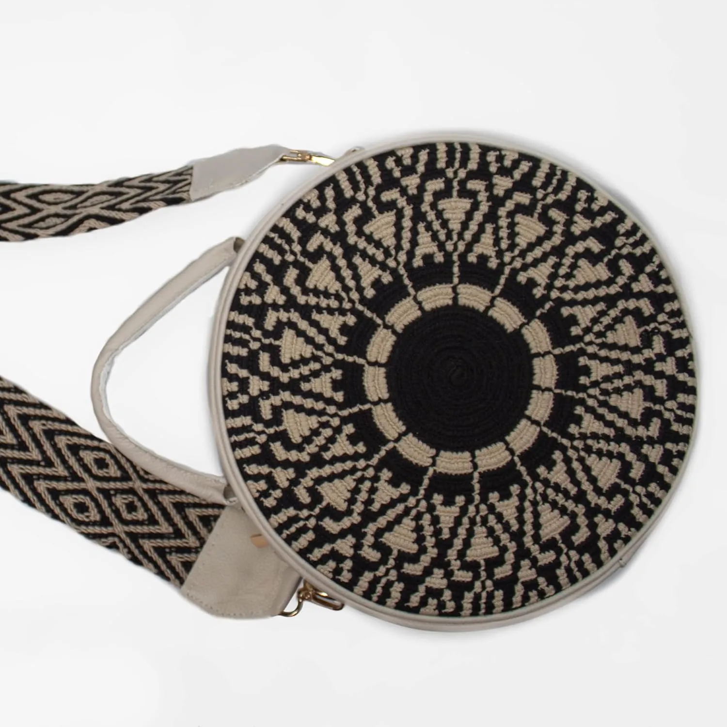 Handcrafted Leather Crossbody Bag for Women - Elegant Leather Bags with Unique Wayuu Weaving - Versatile Genuine Leather Crossbody Bag - Premium Colombian Materials and Design - Beige Bag with Black