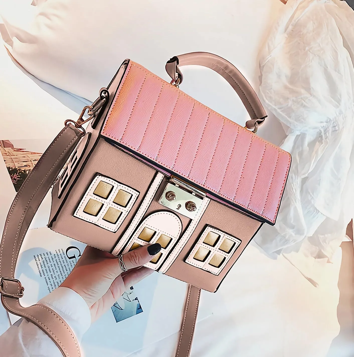 House Shaped Unique Novelty Purse for Women Mini Funny Weird Shoulder Crossbody Bag Handbag Clutch PU Leather