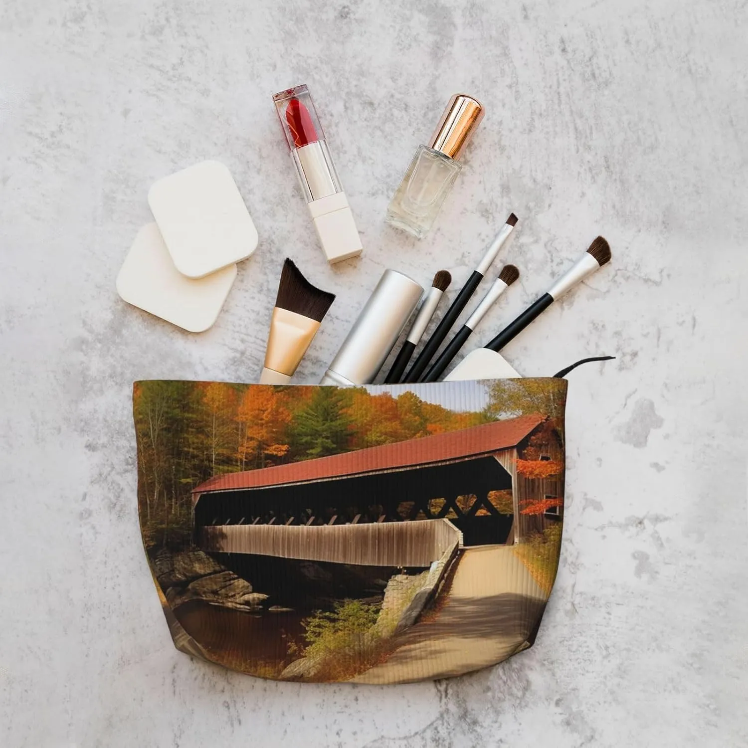 Makeup Bag for Women Albany Covered Bridge Cosmetic Bag Large Capacity Portable Makeup Organizer Bags Corduroy Travel Toiletry Bag Cute Aesthetic Zipper Makeup Pouch