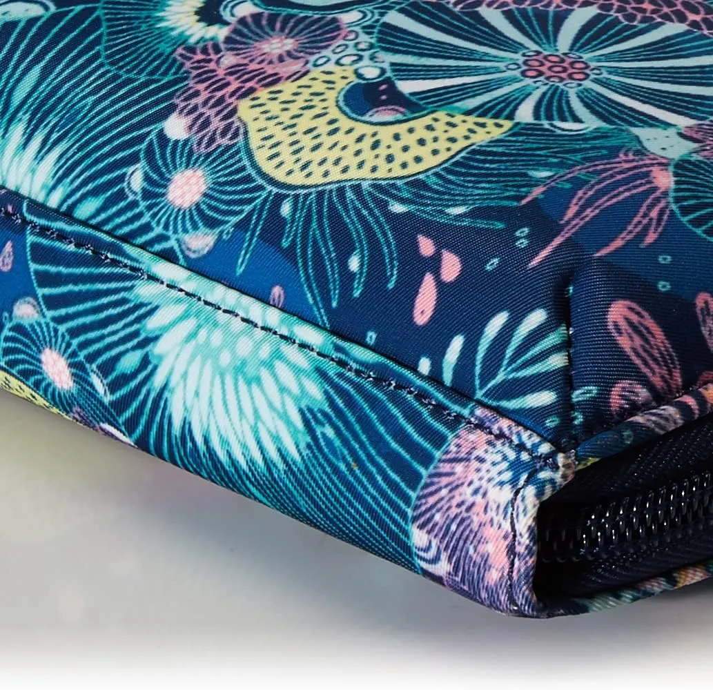 Sakroots Artist Circle Smartphone Crossbody in Eco Twill, Detachable Wristlet Strap