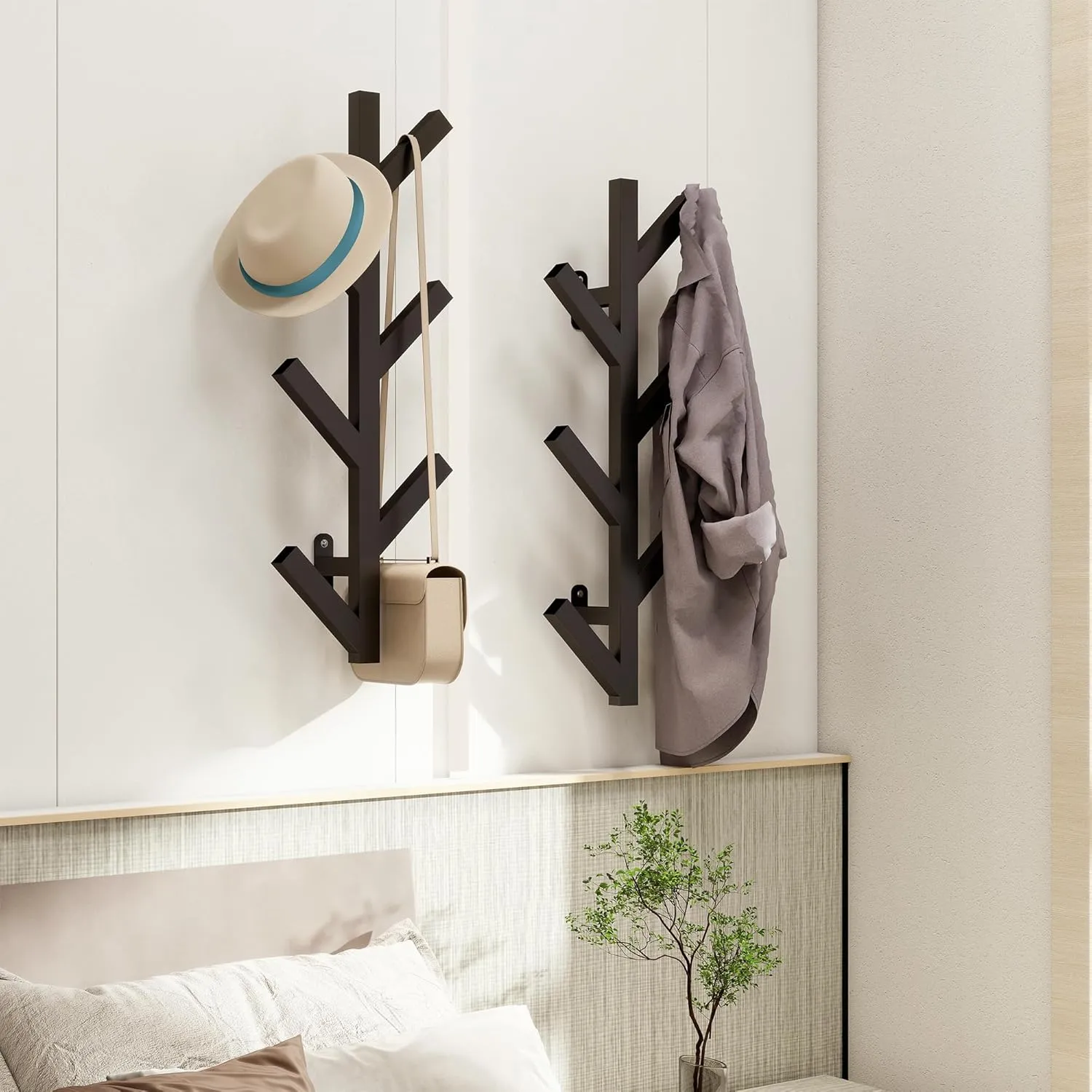 Vlush Modern Minimalist Wall Mounted Metal Coat Rack with 6 Hooks, Upright Coat Rack for Hanging Clothes, Hats, Bags and Scarves - Black