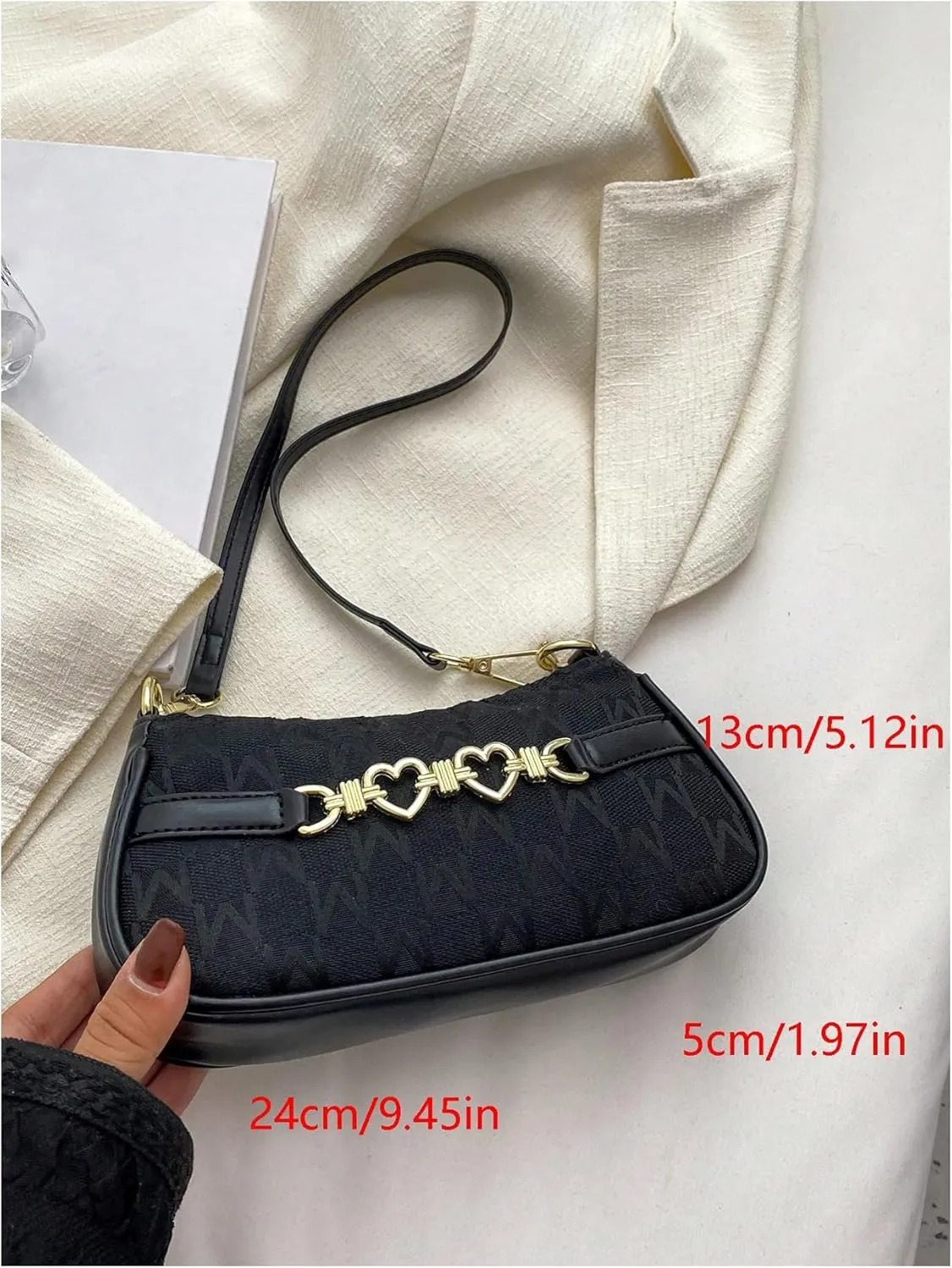 Women's Heart Chain Linked Shoulder Handbags Zipper Small Underarm Bag Elegant Graphic Purse